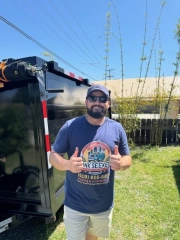 Santiago from Junk Seekers