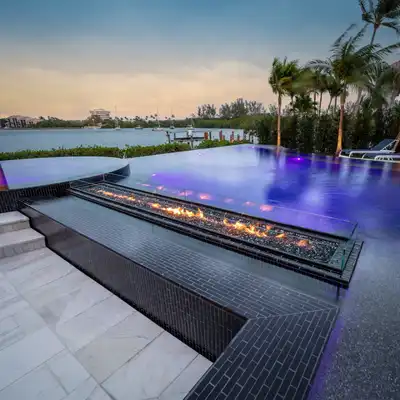 Custom pool built by H20 Pools in Modesto California