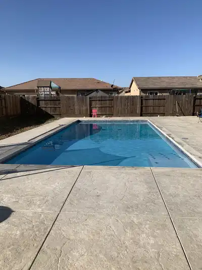Custom pool built by H20 Pools in Modesto California