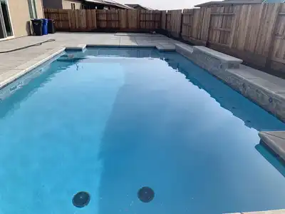 Custom pool built by H20 Pools in Modesto California