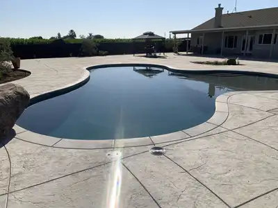 Custom pool built by H20 Pools in Modesto California