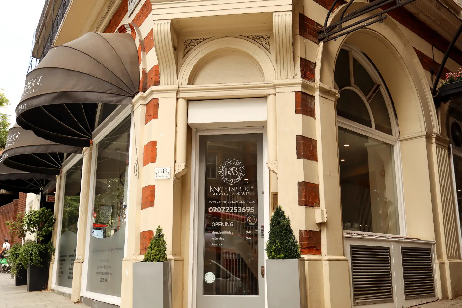 Knightsbridge Advanced Beauty clinic at 118 Knightsbridge SW1X 7PF near Harrods — premier aesthetic skin clinic & beauty salon serving Chelsea, Kensington, South Kensington, Belgravia & Mayfair London