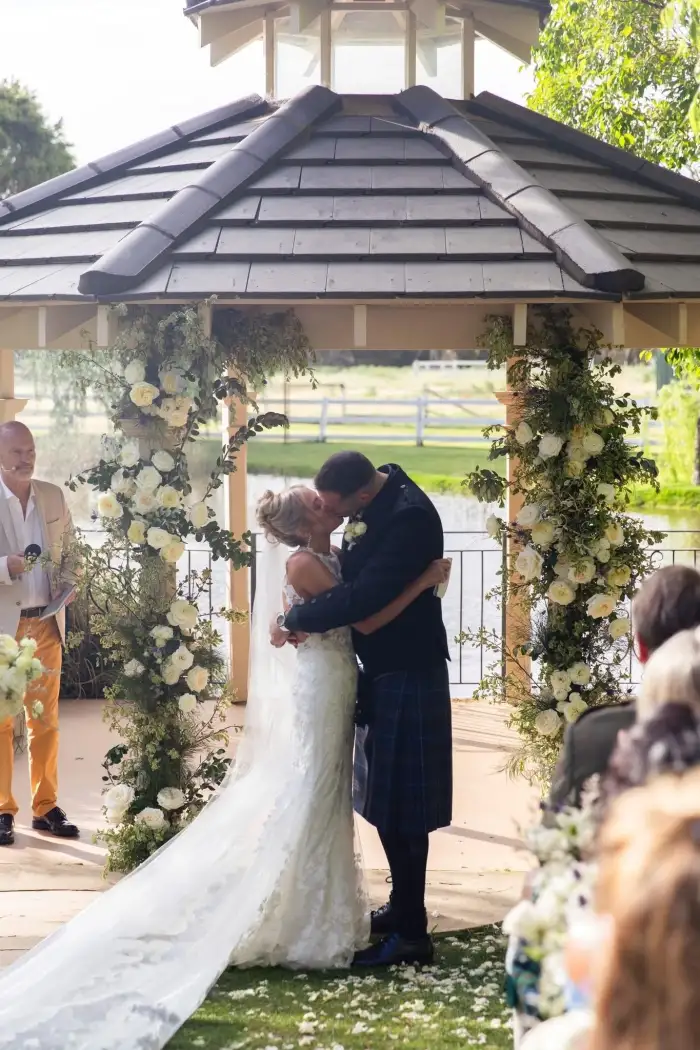 Wedding florals — Mandy & Jack