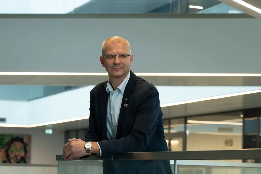 NT brokeris Darius Janulevičius darbe