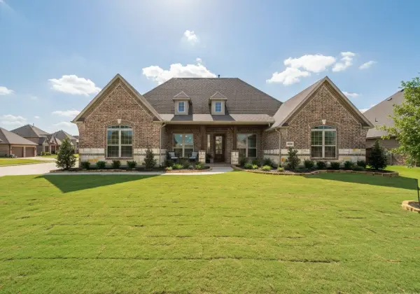 Moore Real Estate