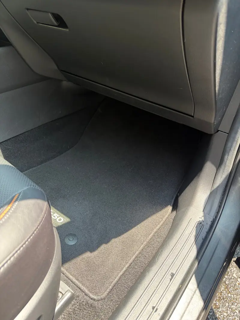 The same Mazda CX-50 floor mat with the dog hair removed