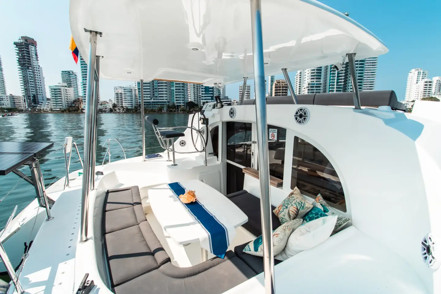 Catamaran Inspire, Cartagena, Colombia (6)