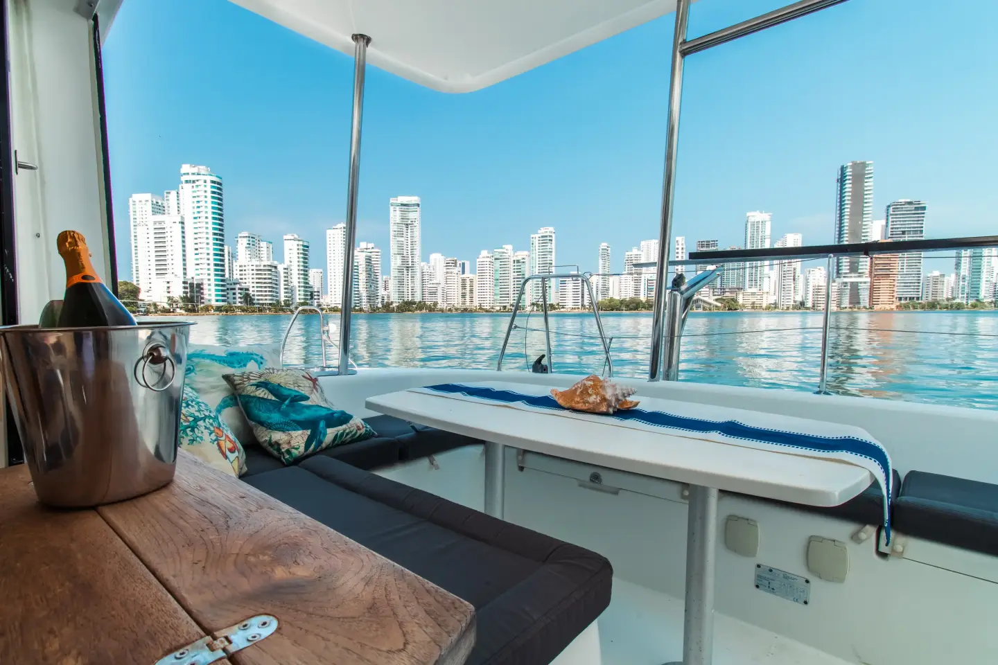 Catamaran Inspire, Cartagena, Colombia (7)