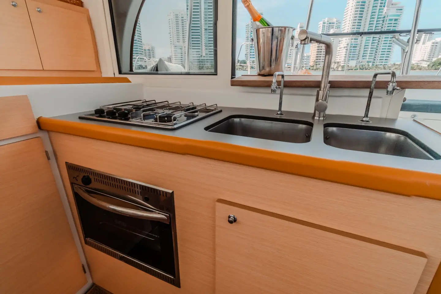 Catamaran Inspire, Cartagena, Colombia (9)