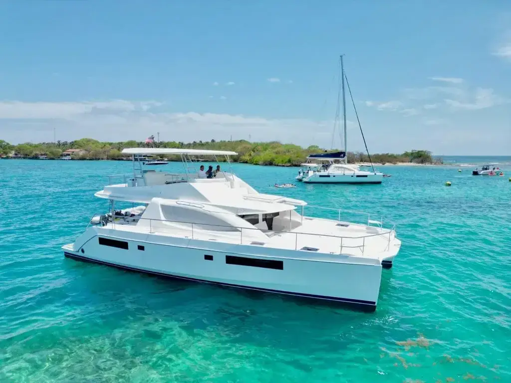 Catamaran Powercat 2, Cartagena, Colombia (4)