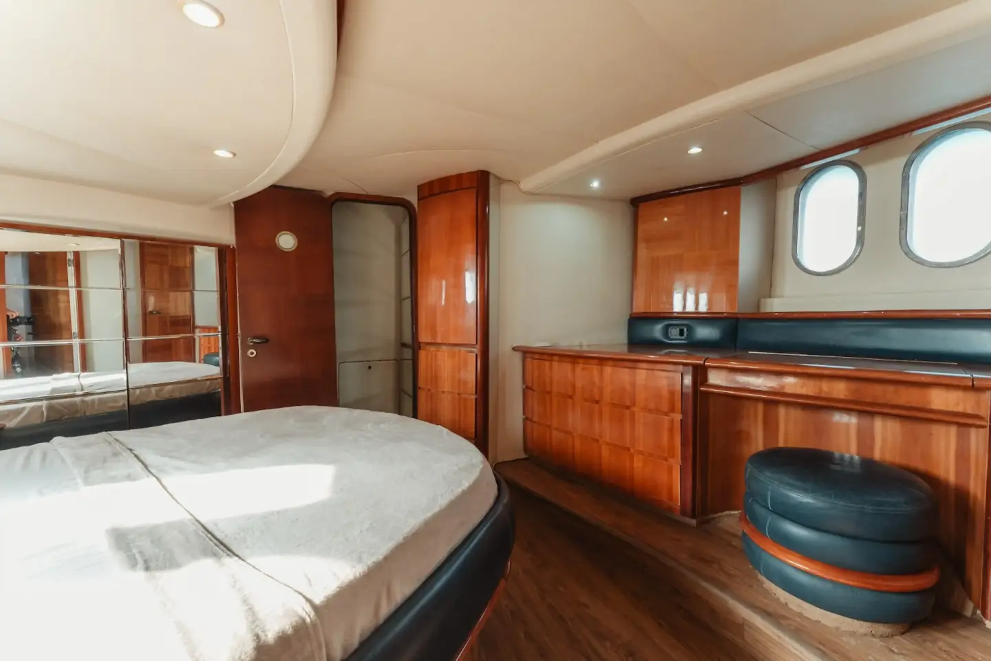Yacht Sky Land, Cartagena, Colombia (8)