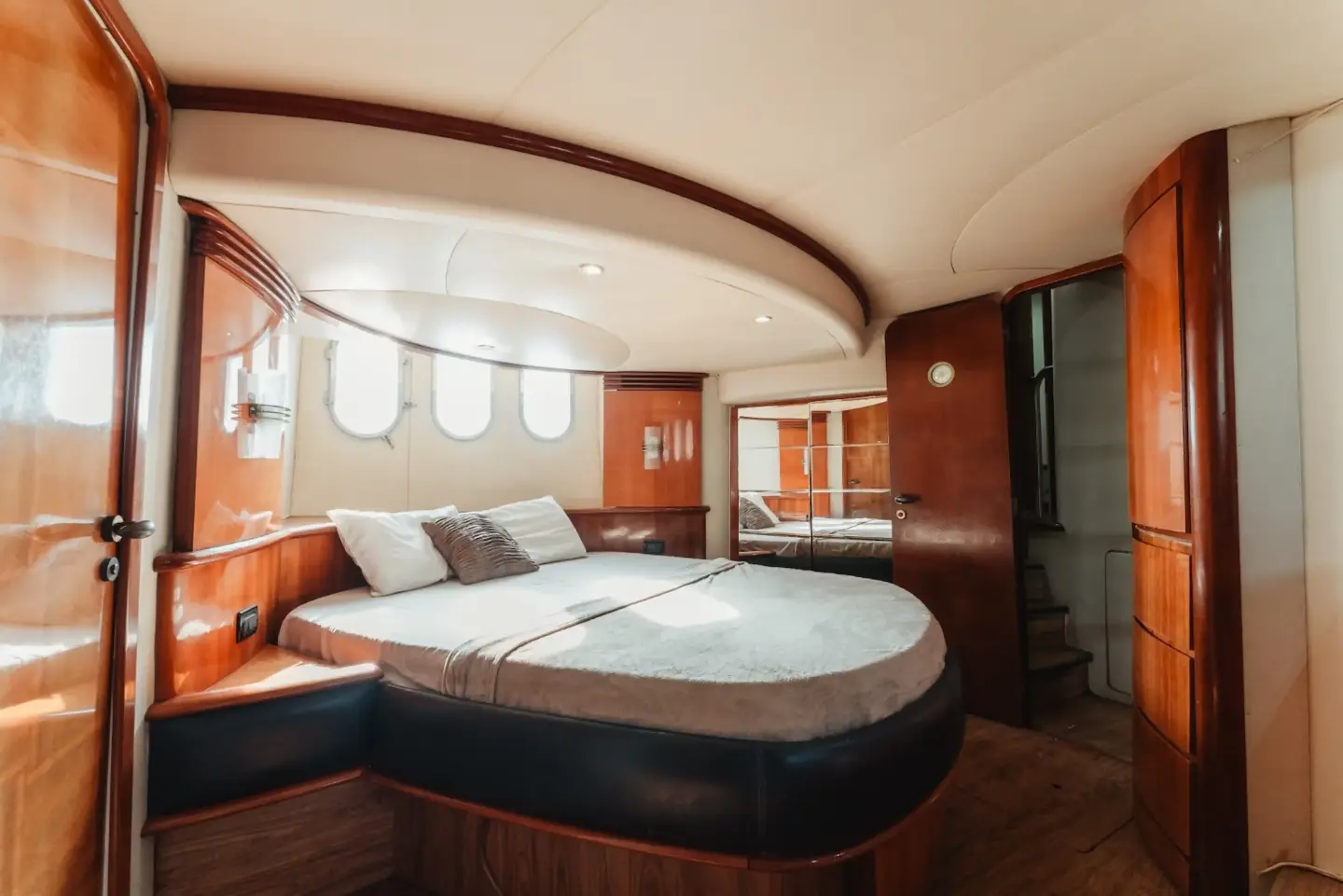 Yacht Sky Land, Cartagena, Colombia (4)