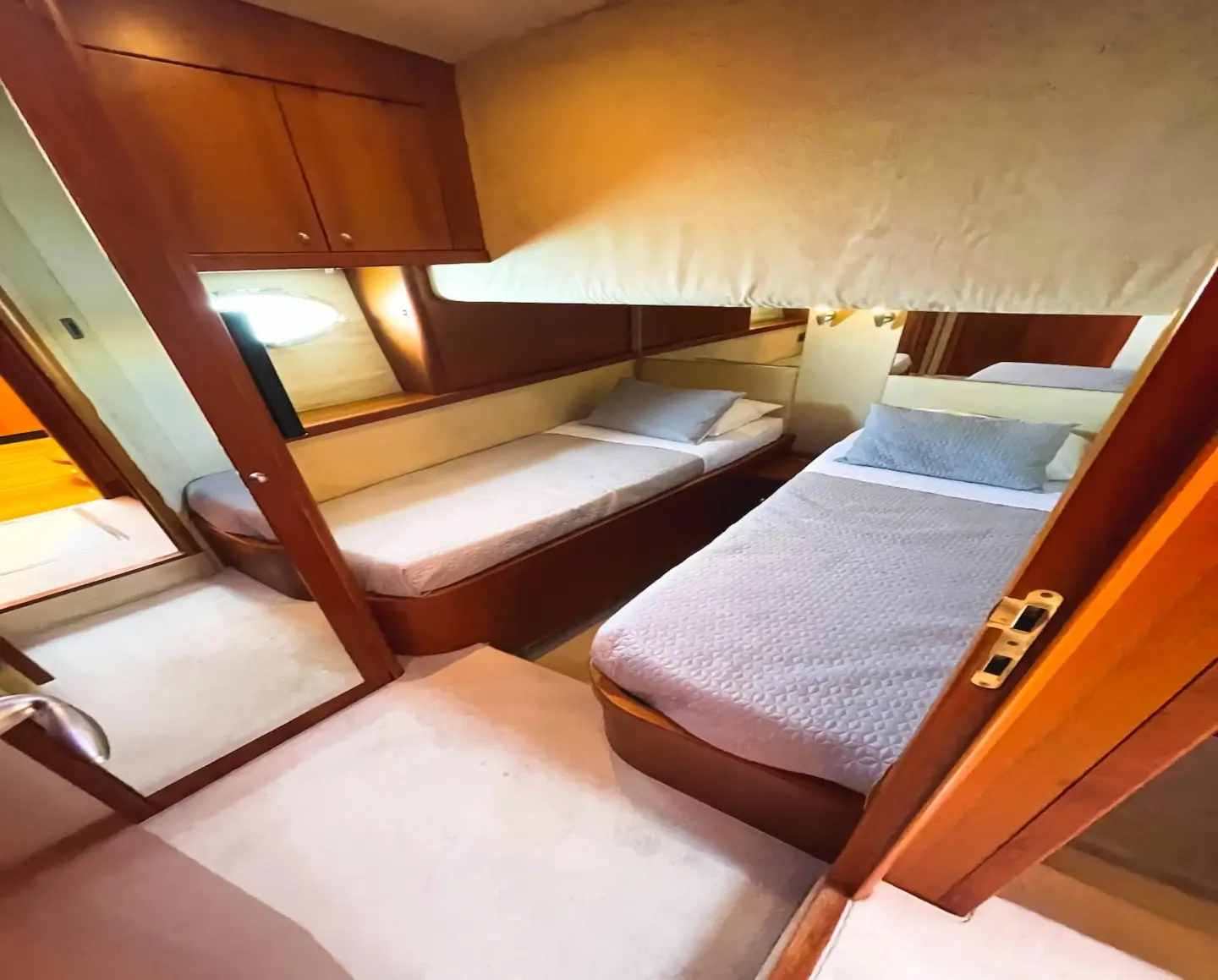 Yacht Sunseeker Predator 2, Cartagena, Colombia (3)