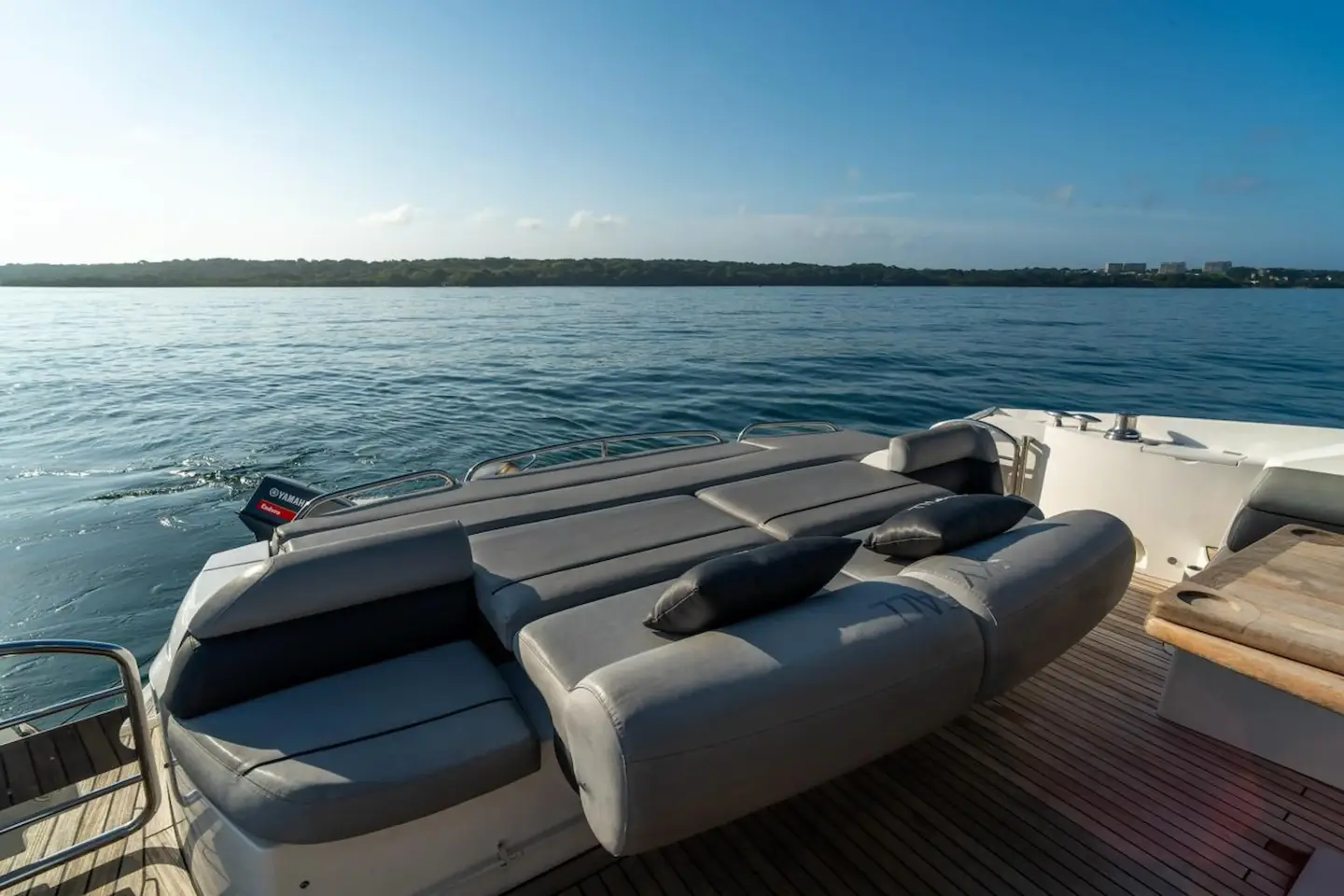 Yacht Sunseeker Predator 1, Cartagena, Colombia (8)