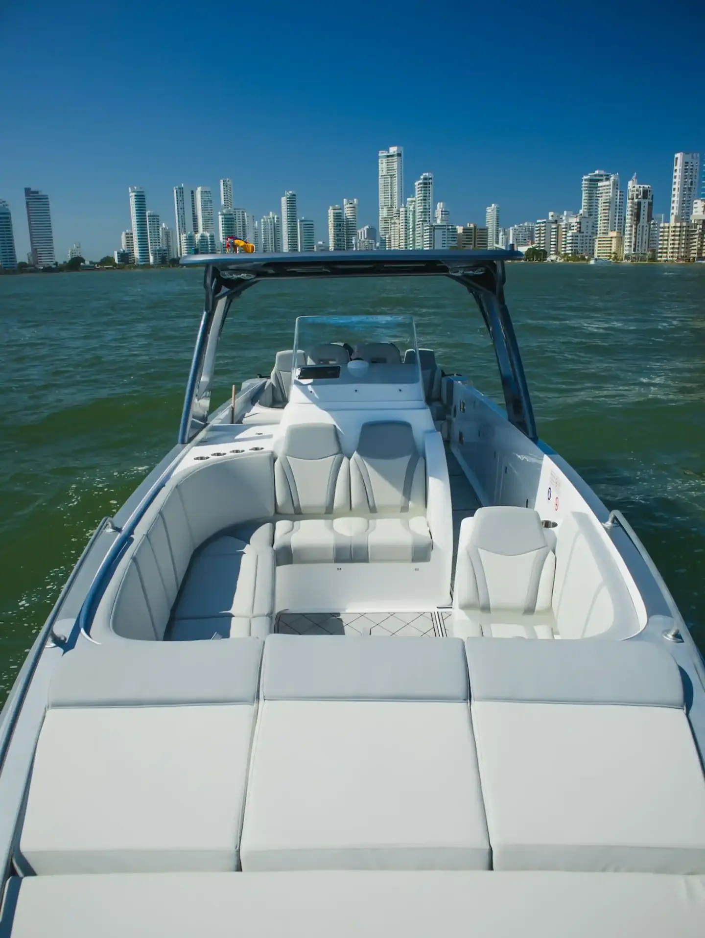 Boat Blue Horizon, Cartagena, Colombia (4)