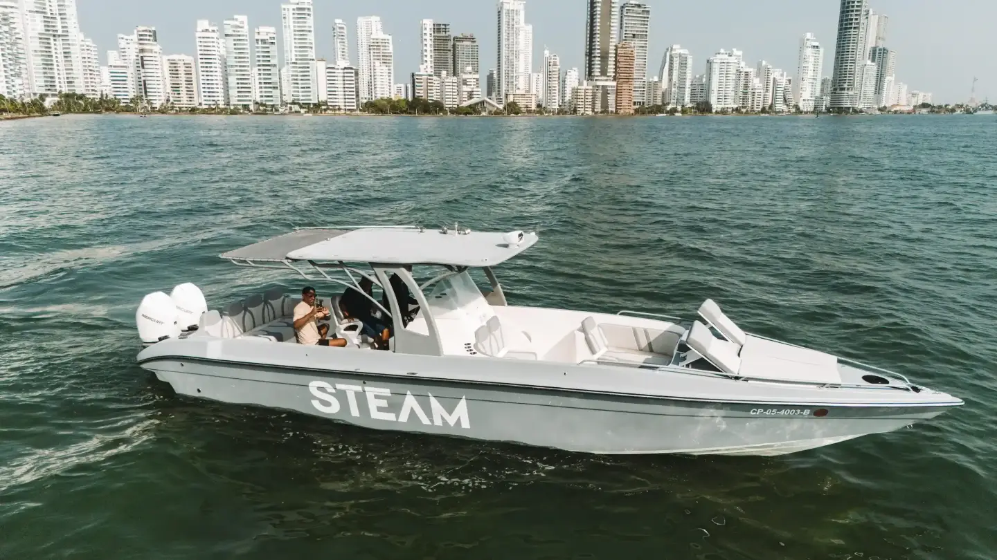Boat Steam, Cartagena, Colombia