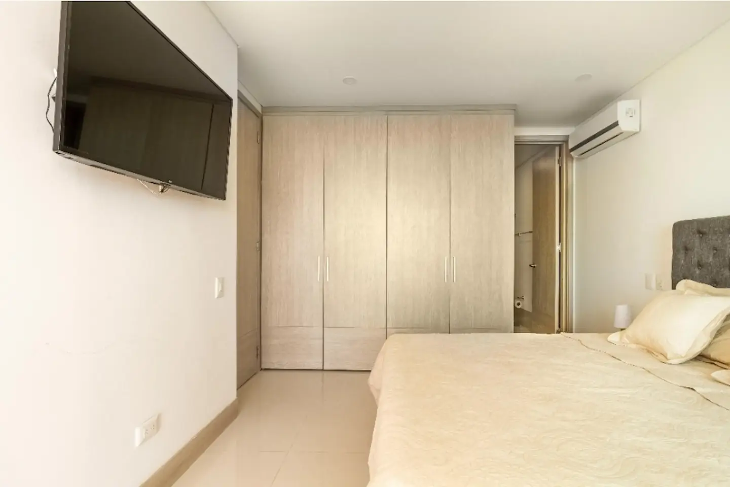 Apartment — Floor 103, El Laguito, Cartagena (10)
