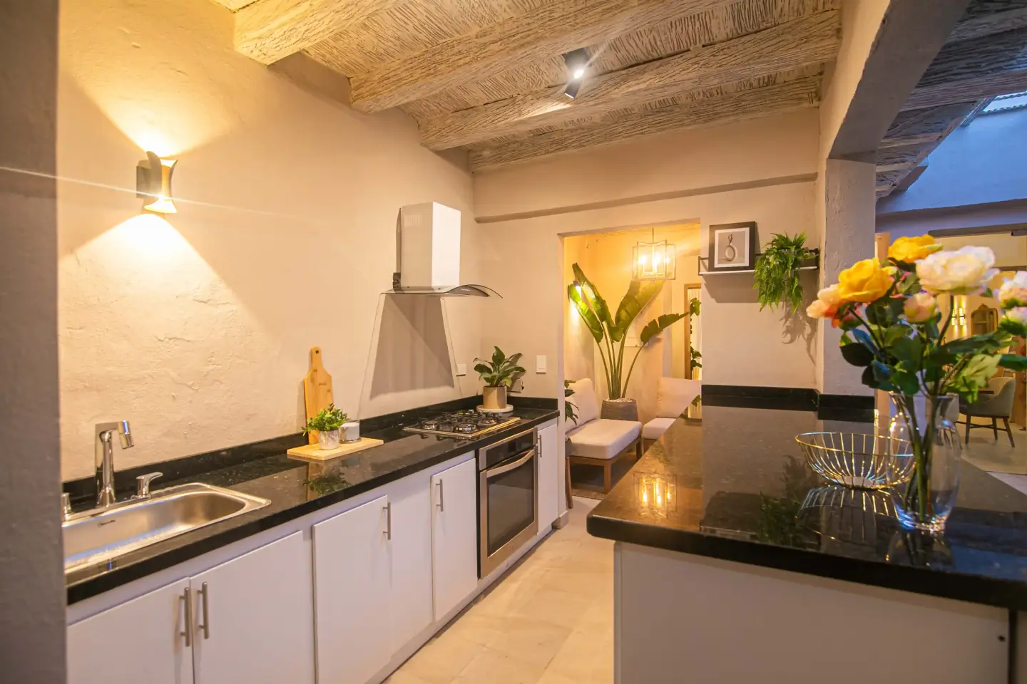 House Tamarindo Teheran, Historic Center of Cartagena (6)