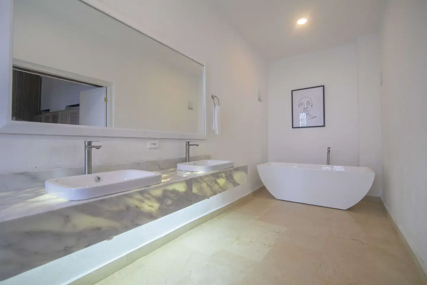 Luxury Reservations & Event Planning — Cartagena Rental Luxury