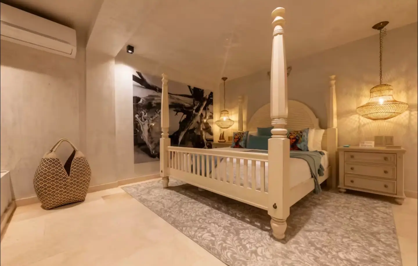 House Isaluna, Historic Center of Cartagena (8)