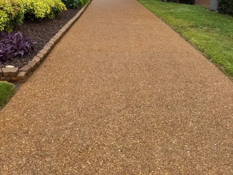 Clean driveway after Wash Wizard driveway cleaning near Goodlettsville, TN