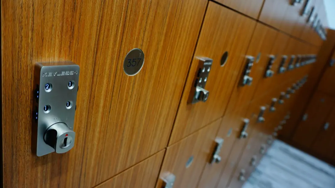 Digital keyless lockers at Klub 20