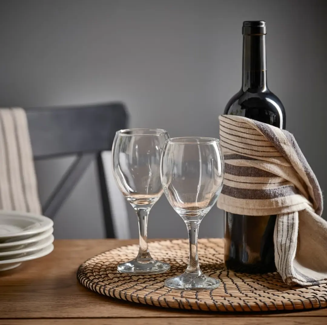 Wine Glasses (8 oz)