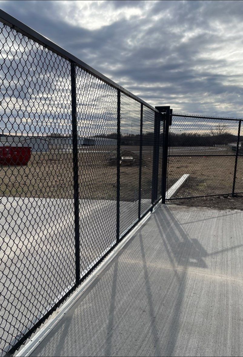 Commercial Fencing