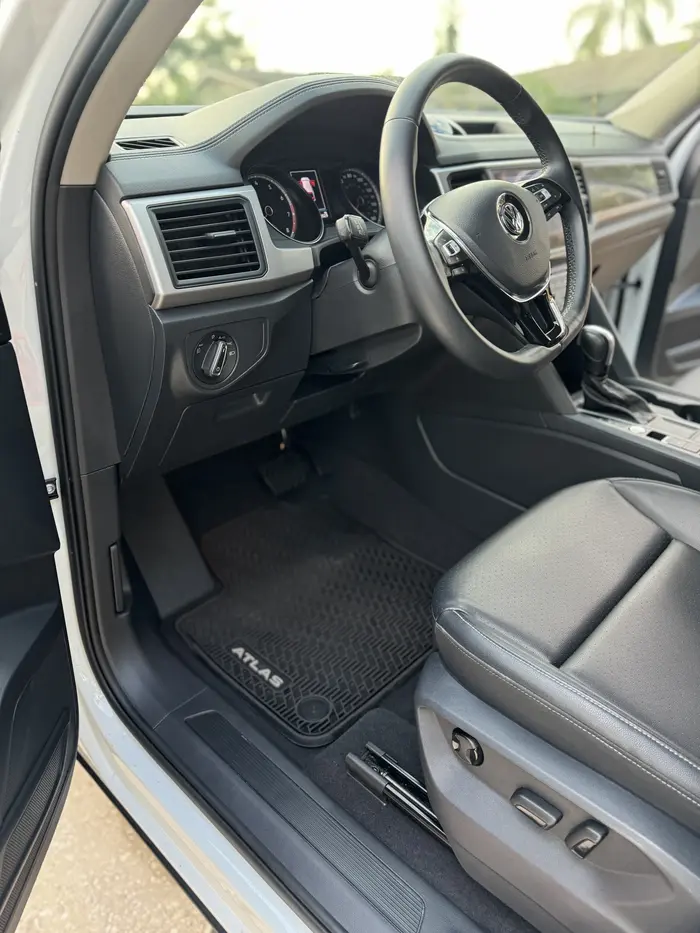 Detailed leather interior