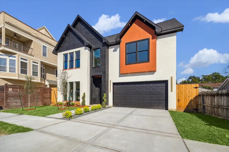 304 Enid St — New construction