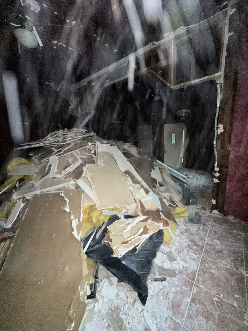 215 Delmar St: During rehab