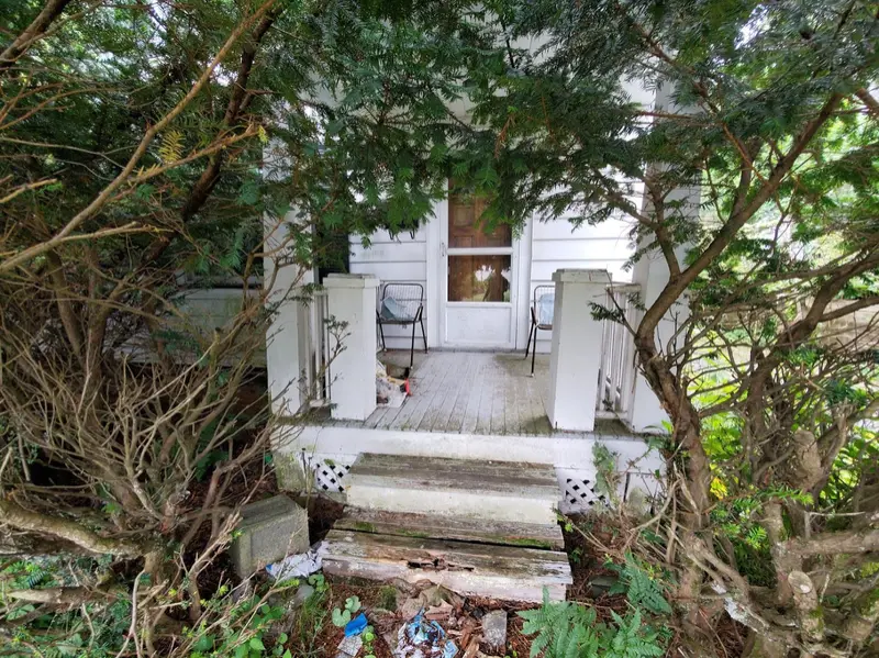 Distressed property purchased in any condition — no repairs needed