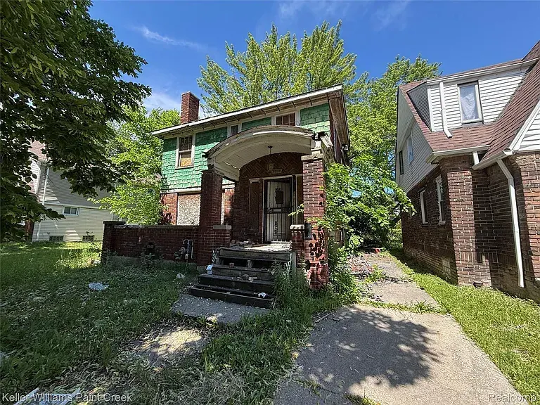 5870 Harrell St, Detroit, MI 48213