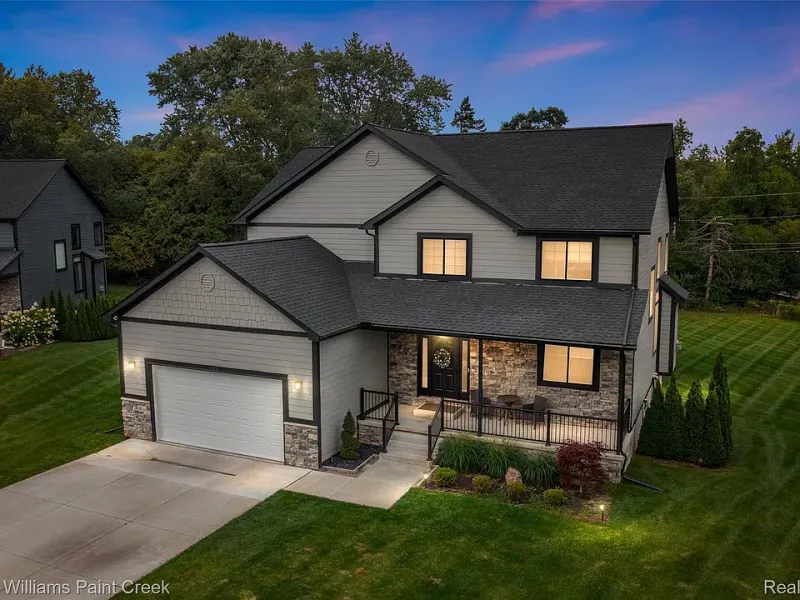 307 Kendry, Bloomfield Hills, MI 48302