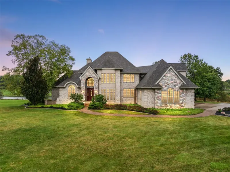 175 Victorian Hills Drive, Okemos, MI 48864