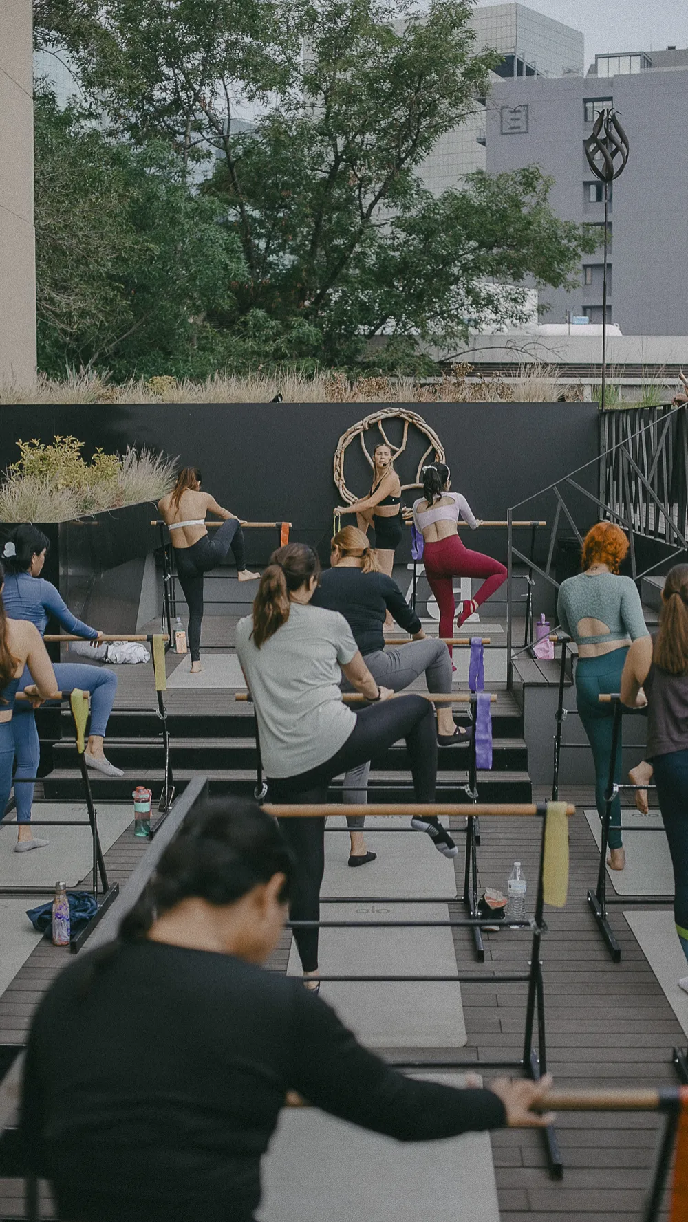 Clase de barre en la terraza