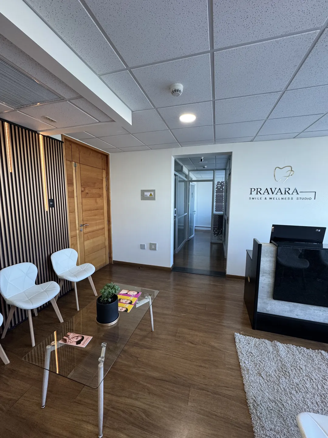 Sala de espera de Pravara Smile & Wellness Studio en Temuco
