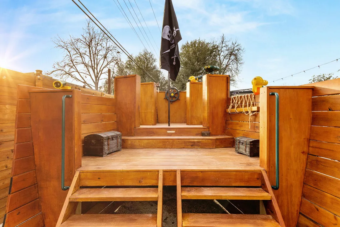 Pirate ship play structure, deck detail