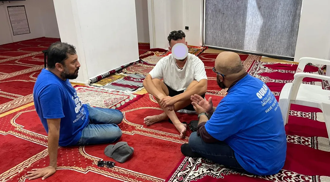 A new Muslim learning with mentors