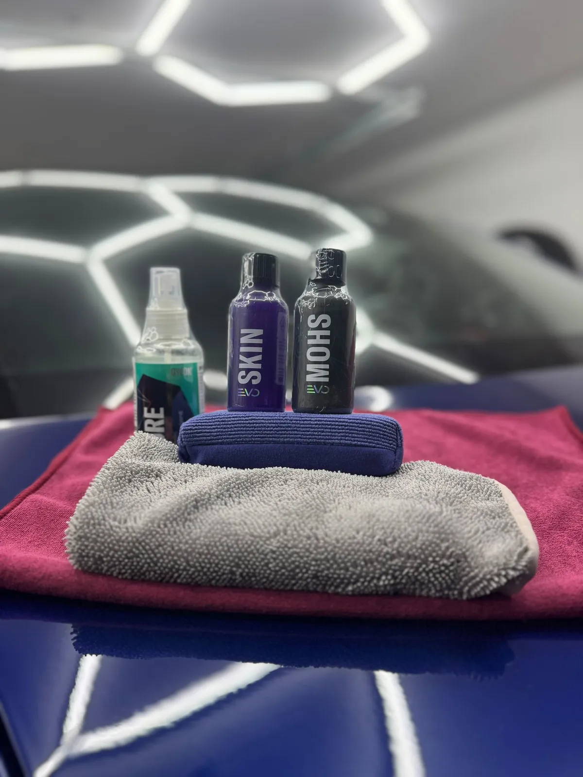 Produkter brukt til keramisk coating og lakkbeskyttelse hos Red X Detailing