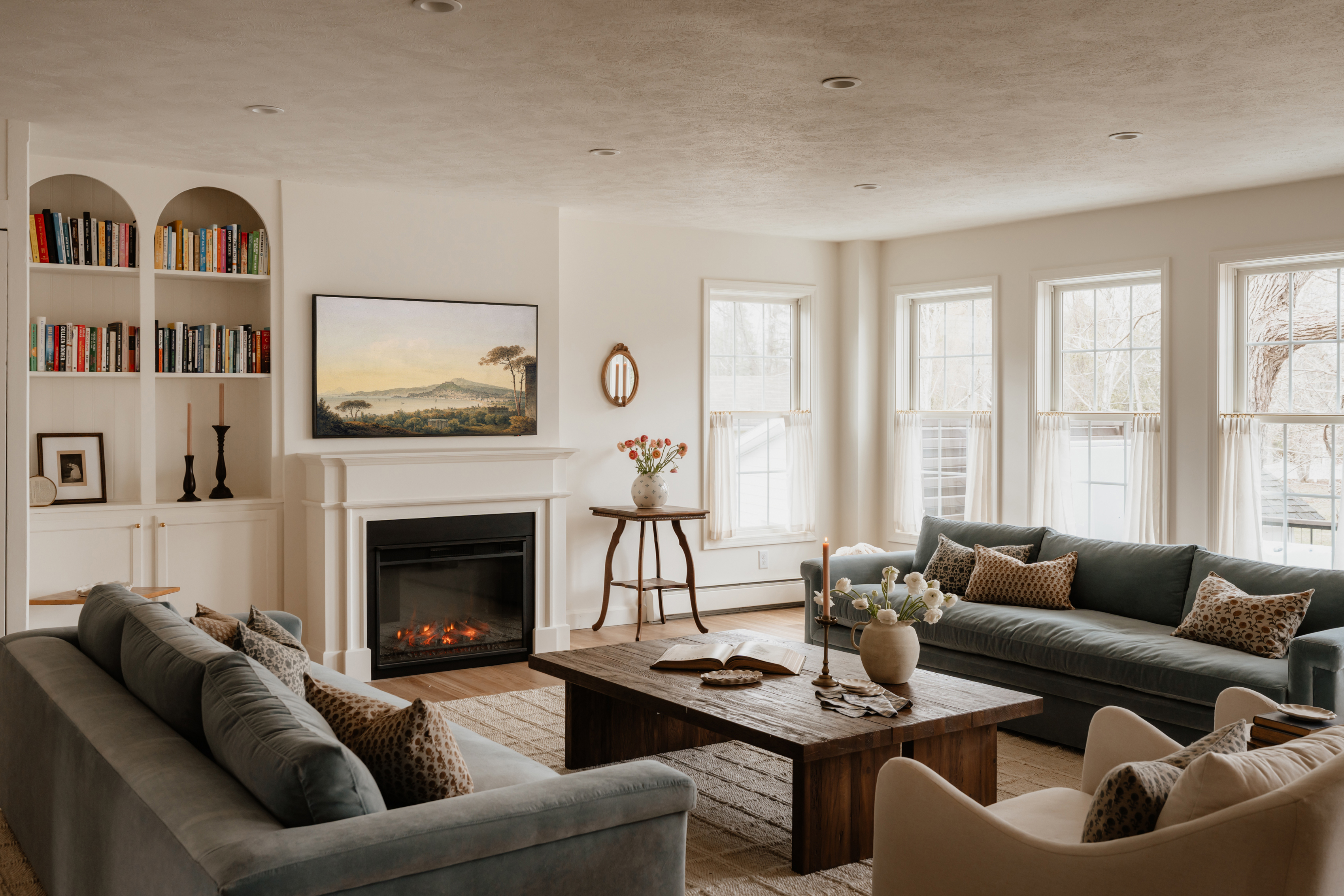 interior living room in str rental