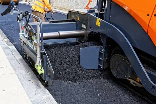 Bristol Asphalt Install asphalt in Driveway