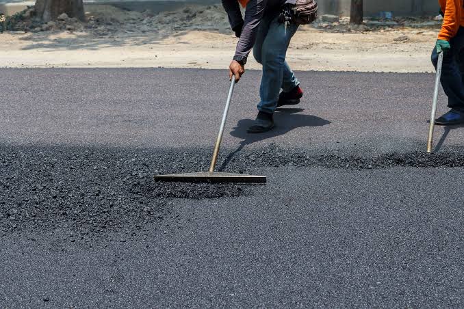 Bristol Concrete constructs new driveways using pavers.