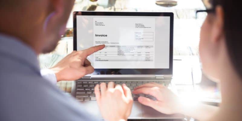 Top Benefits of Custom Invoices Printing Los Angeles Businesses Can’t Ignore