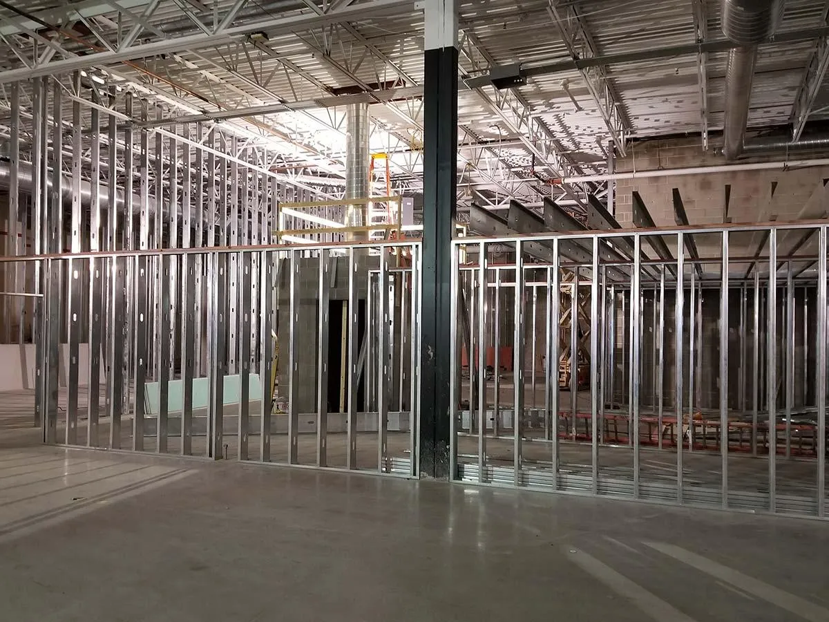 Interior Electric Of Sportsmans Warehouse