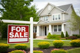 Should I buy a house in Lee's Summit now?