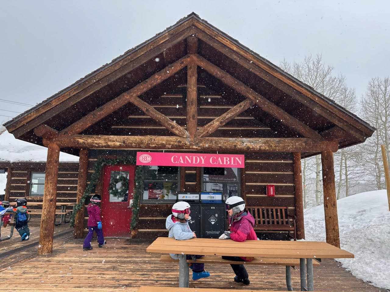 Candy Cabin Panorama