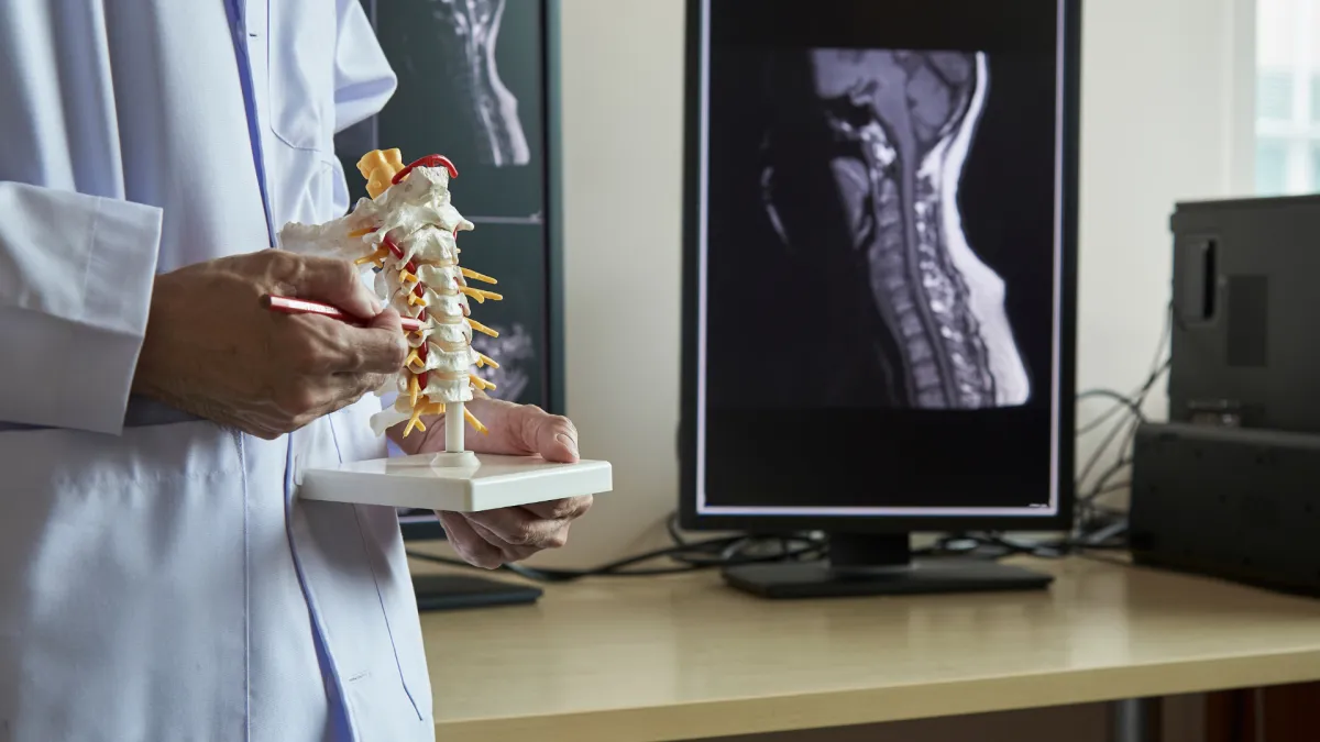 most recommended Lewisville neurosurgeon for spine surgery