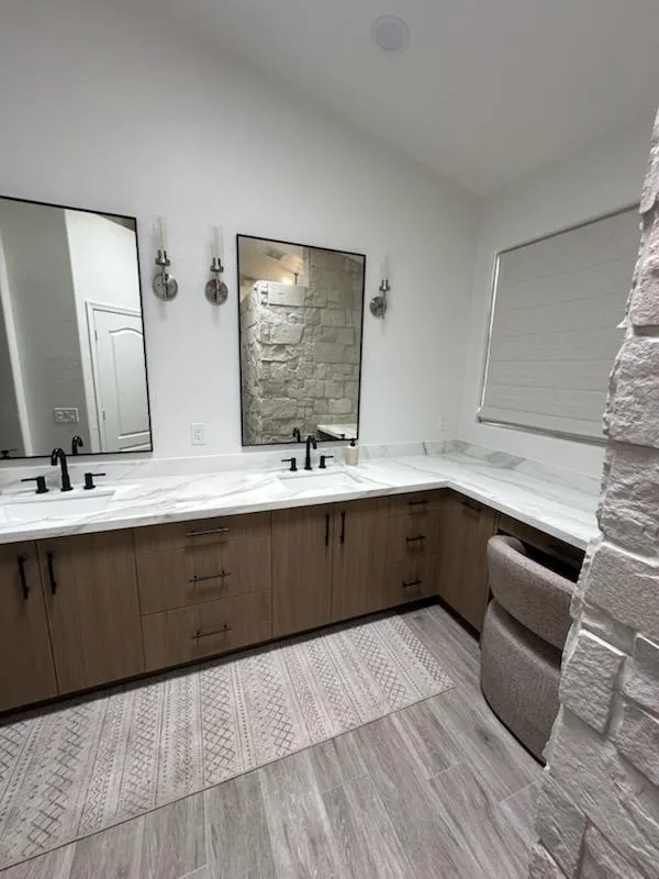  Residential Services