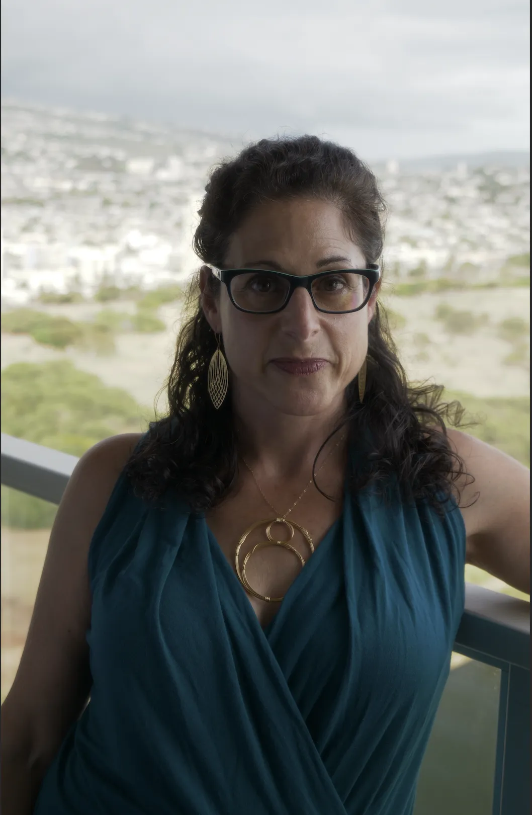 Shana-James-head-shot-2